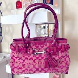 Coach Hampton Signature Carry All Tote Monogram